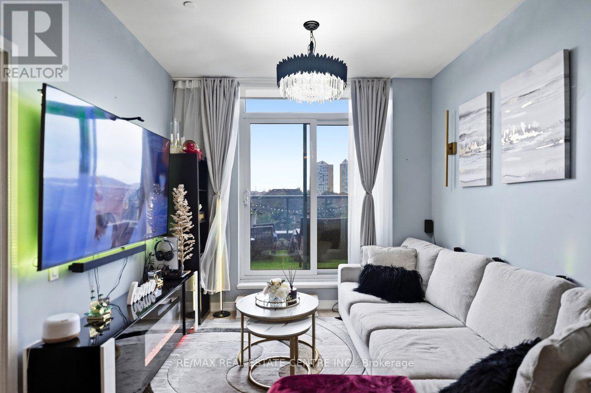 8 NAHANI WAY 304 WAY - 5