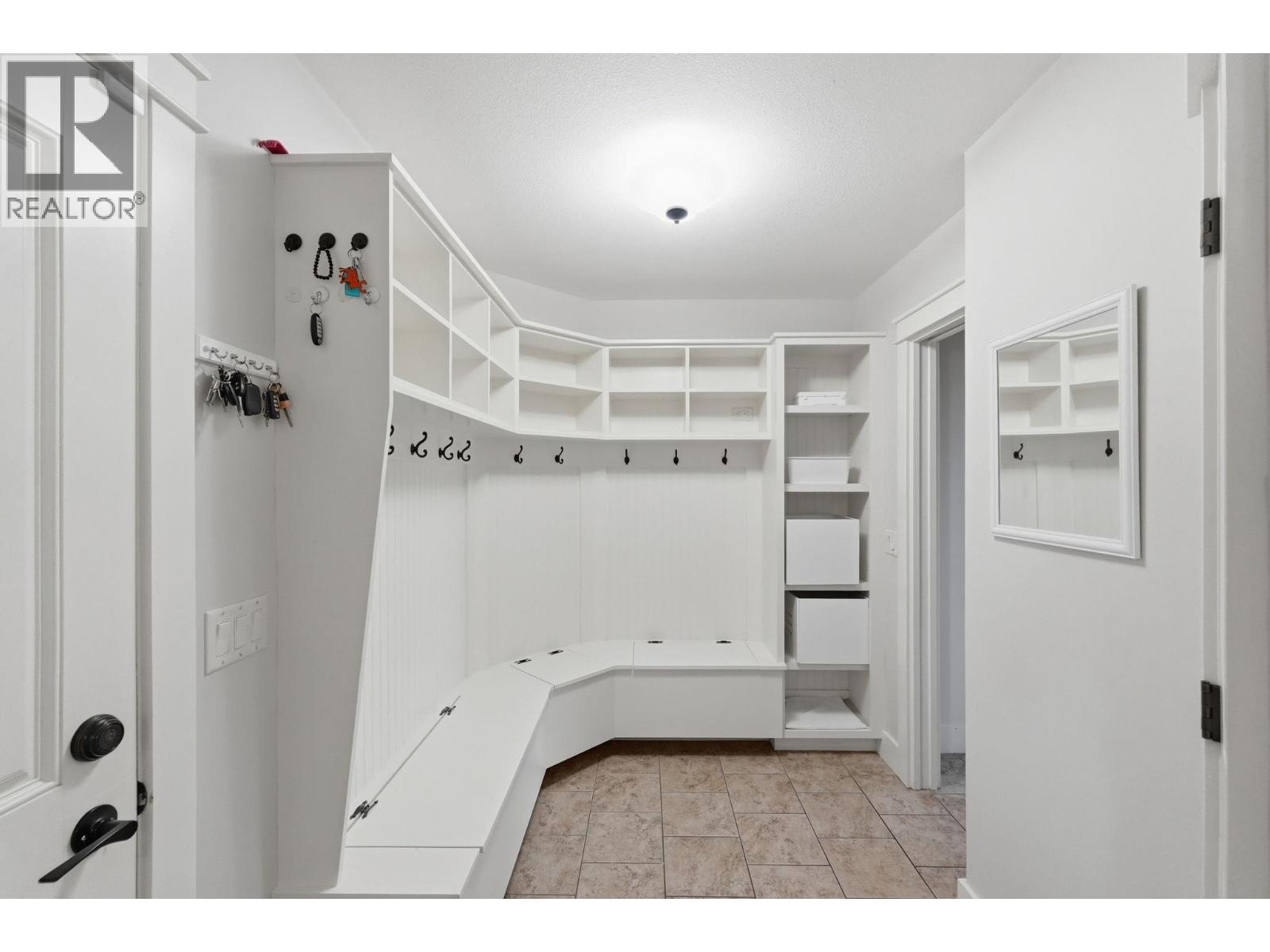 5765 Mountainside Drive - 30