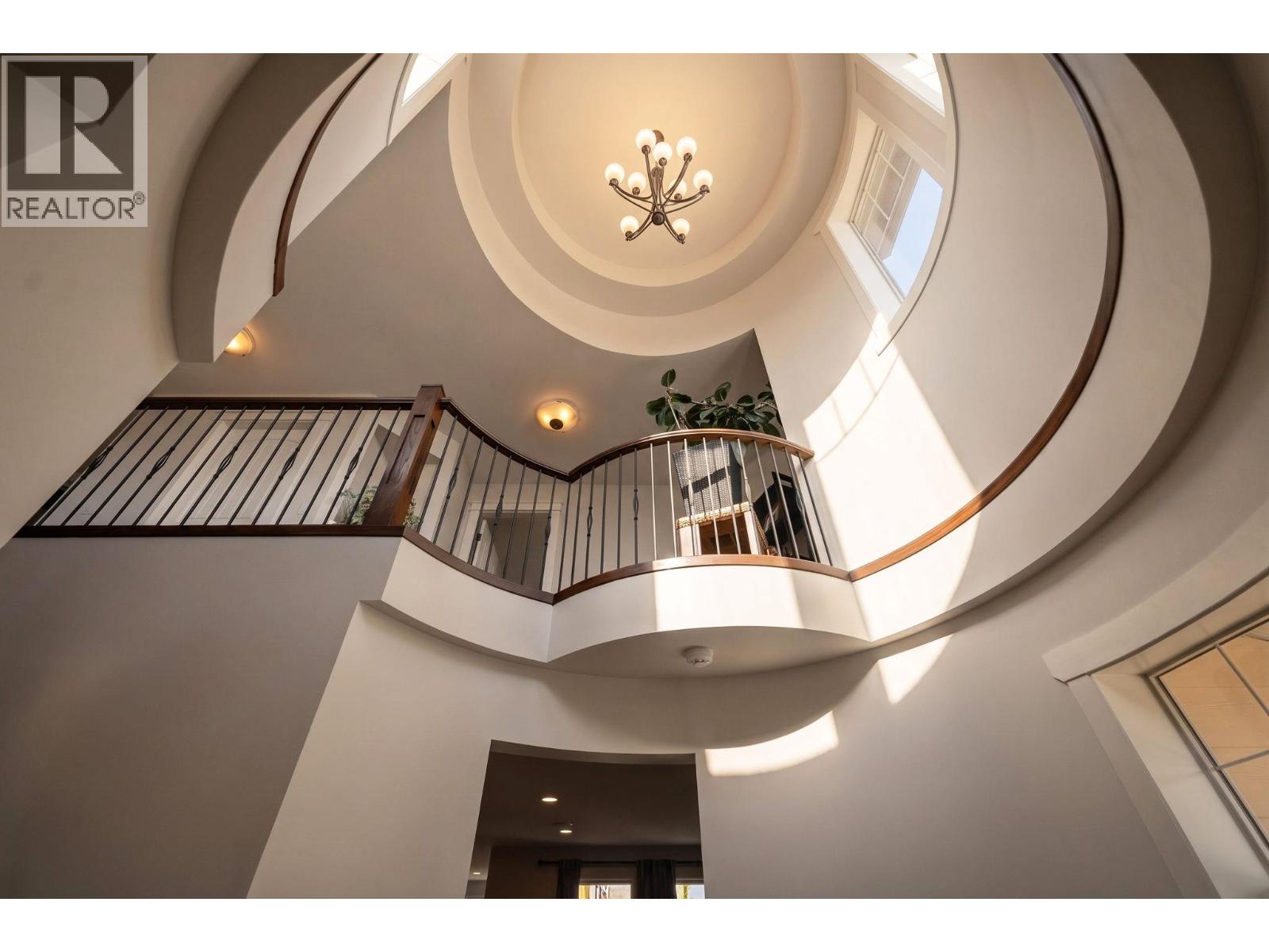 5765 Mountainside Drive, Kelowna
