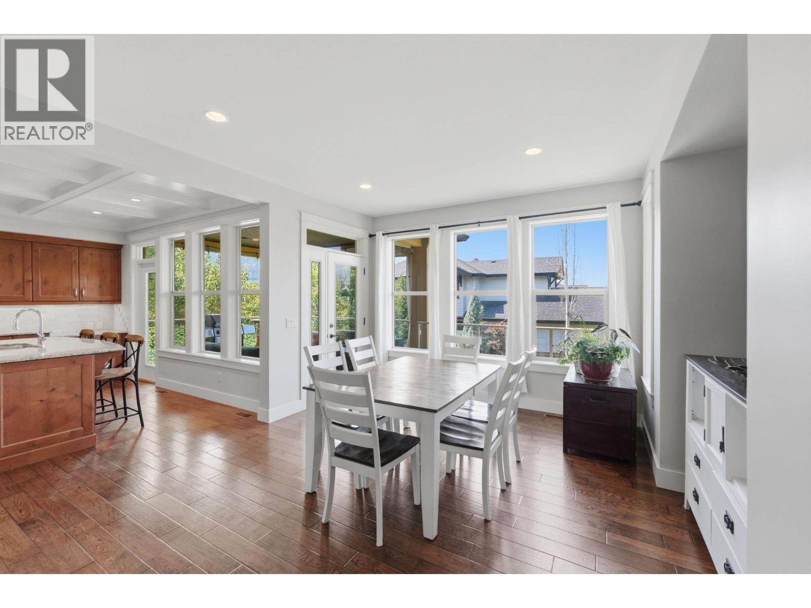 5765 Mountainside Drive, Kelowna