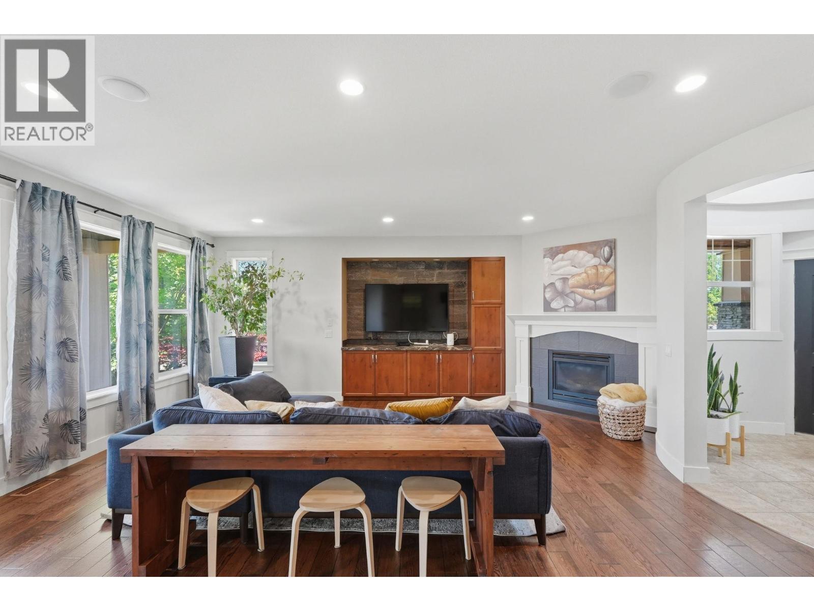 5765 Mountainside Drive - 11