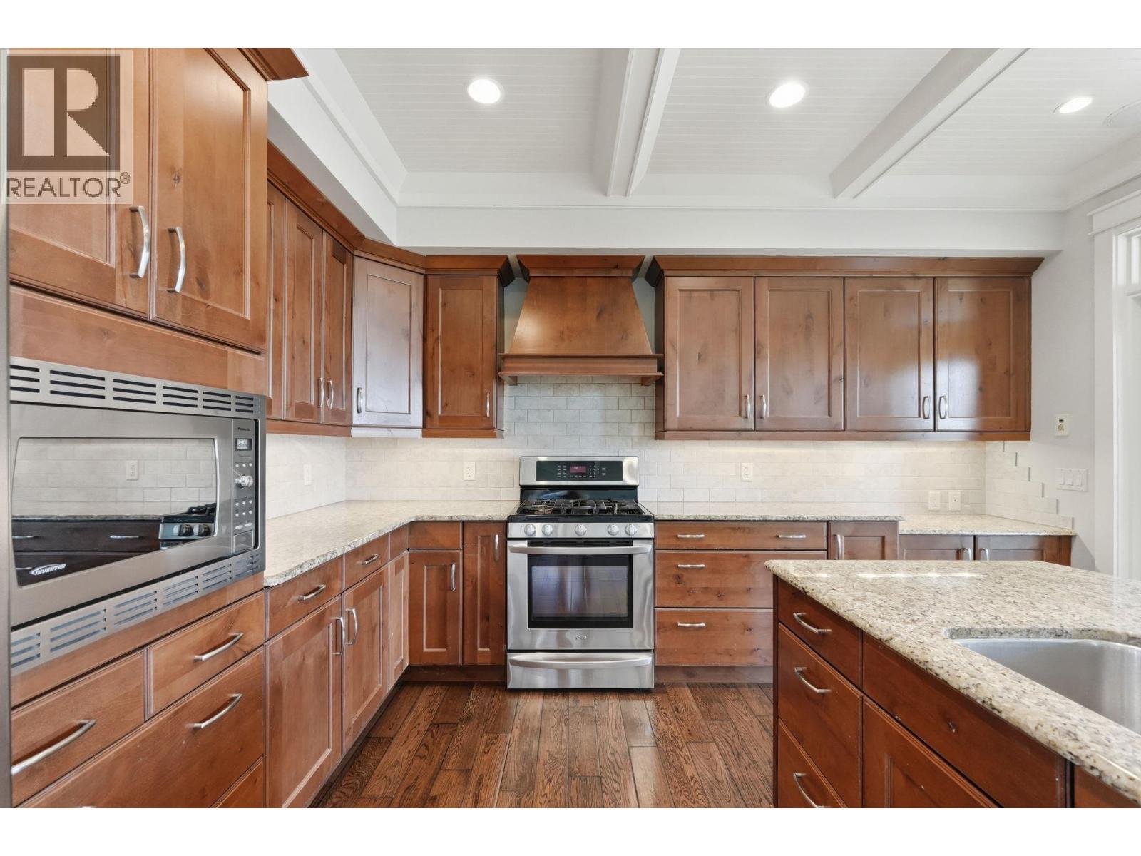 5765 Mountainside Drive, Kelowna