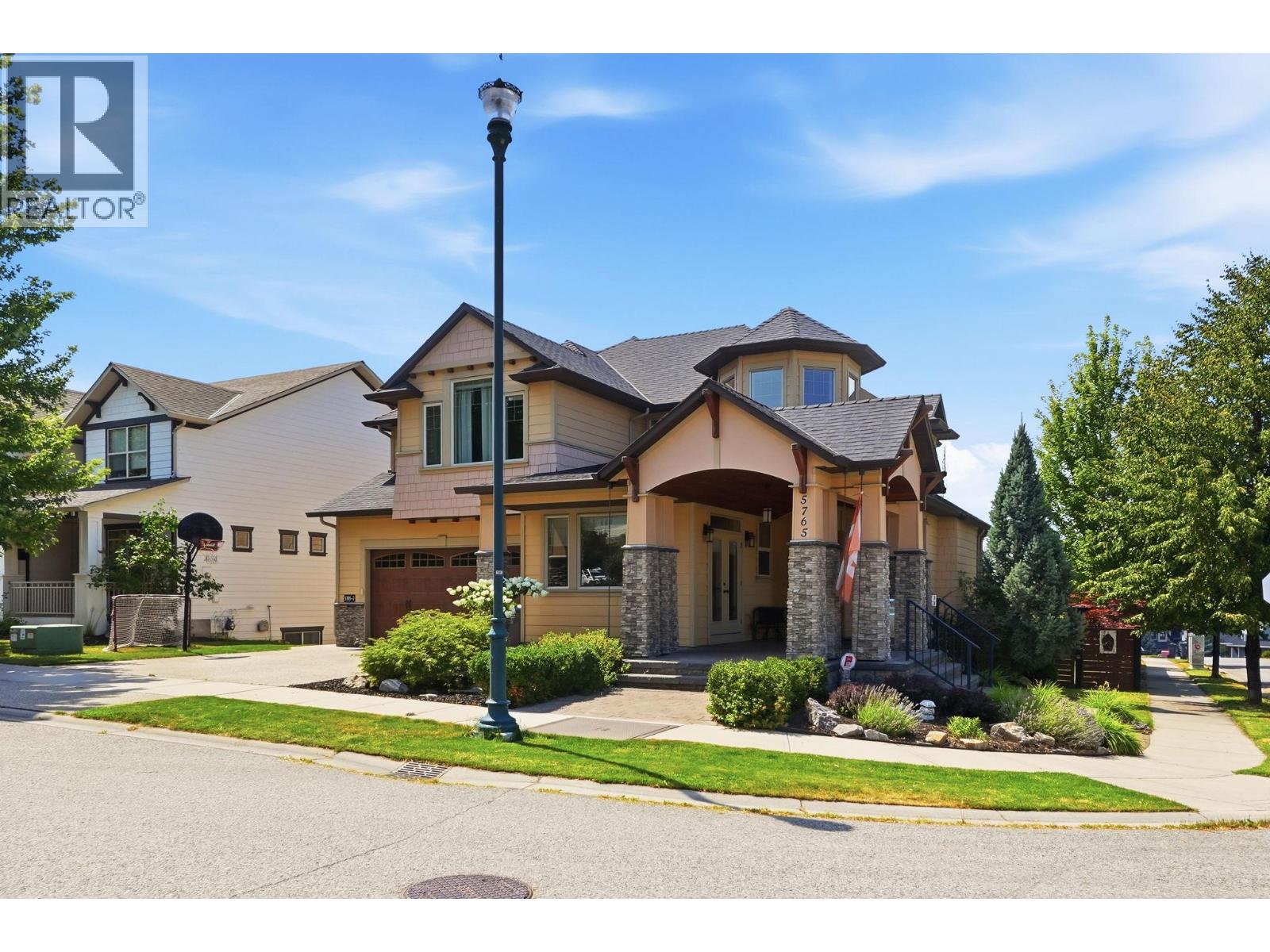 5765 Mountainside Drive - 4