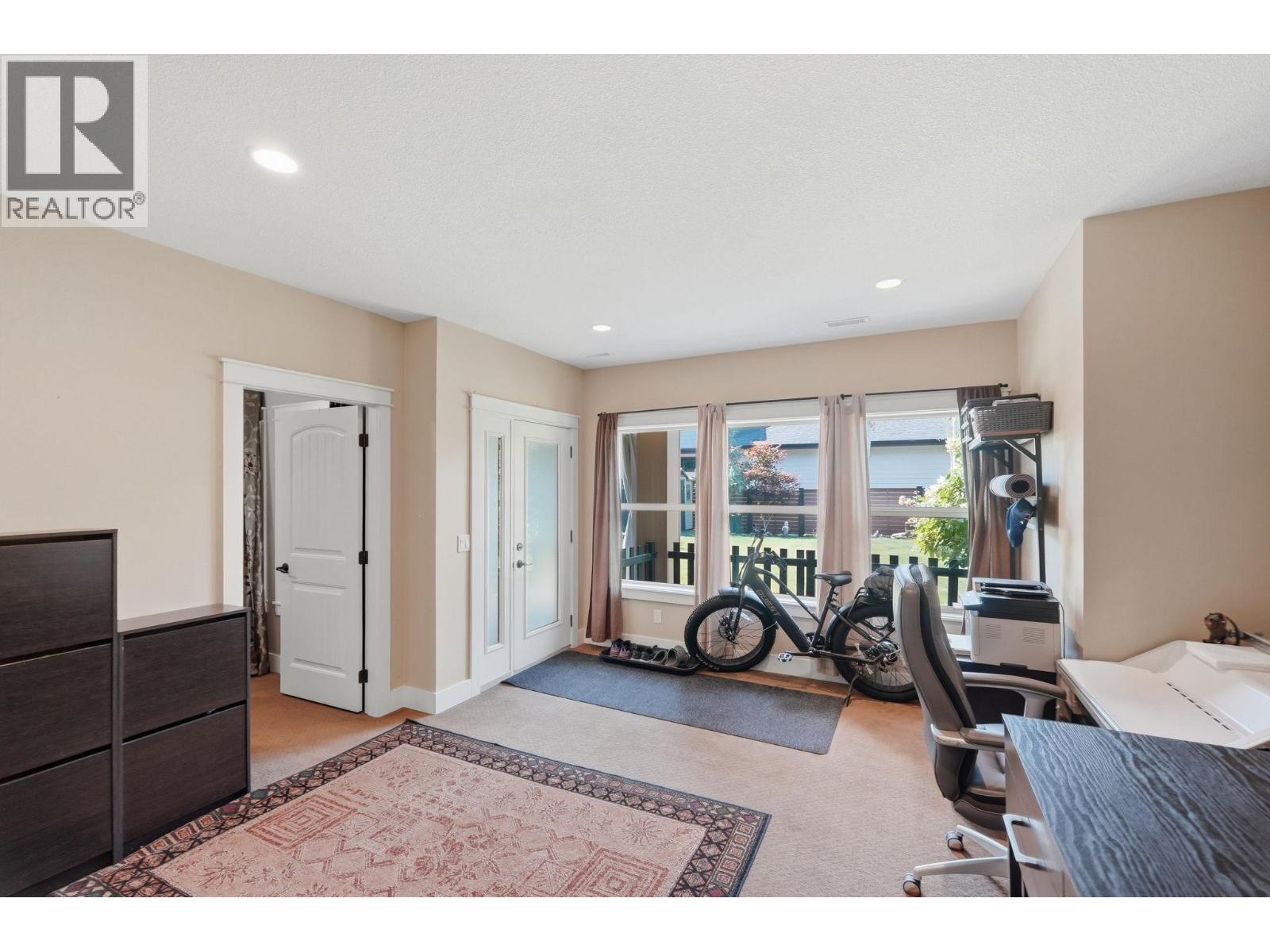 5765 Mountainside Drive, Kelowna