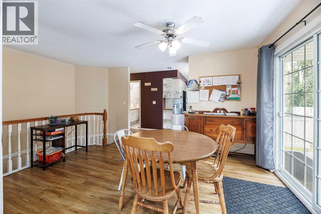 4618 55 Avenue, Lacombe
