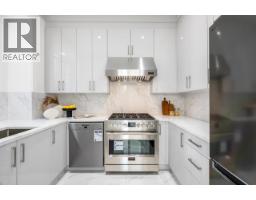4991 Cabot Drive, Richmond, BC V7C4J5 Photo 14