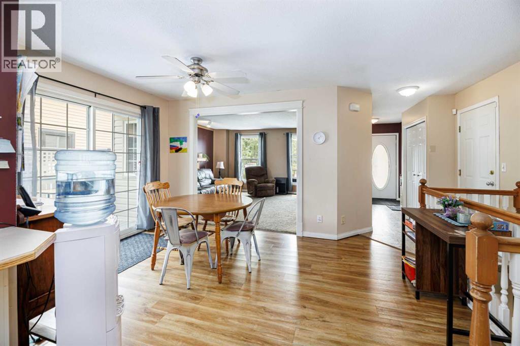 4618 55 Avenue, Lacombe
