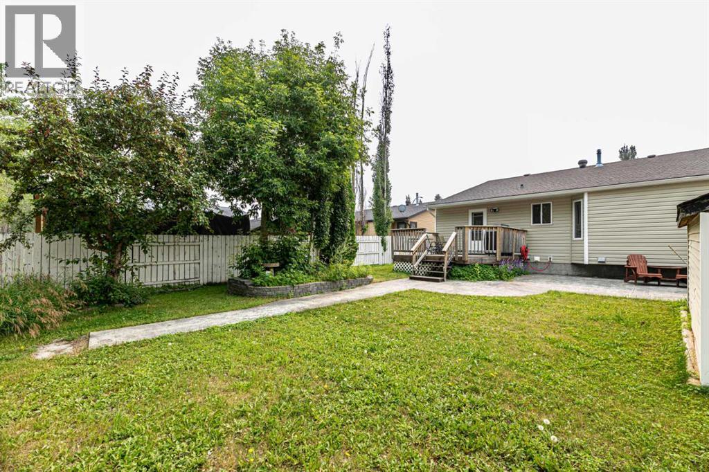 4618 55 Avenue, Lacombe