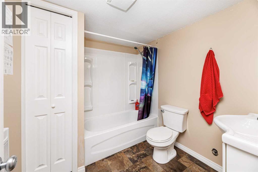 4618 55 Avenue, Lacombe