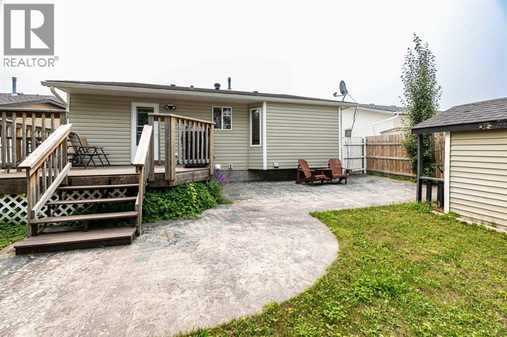 4618 55 Avenue, Lacombe