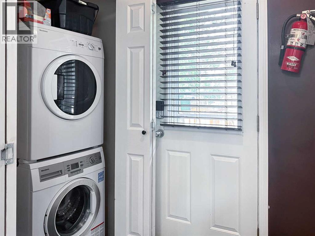 4618 55 Avenue, Lacombe