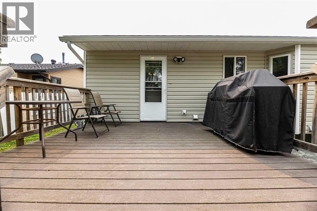 4618 55 Avenue, Lacombe