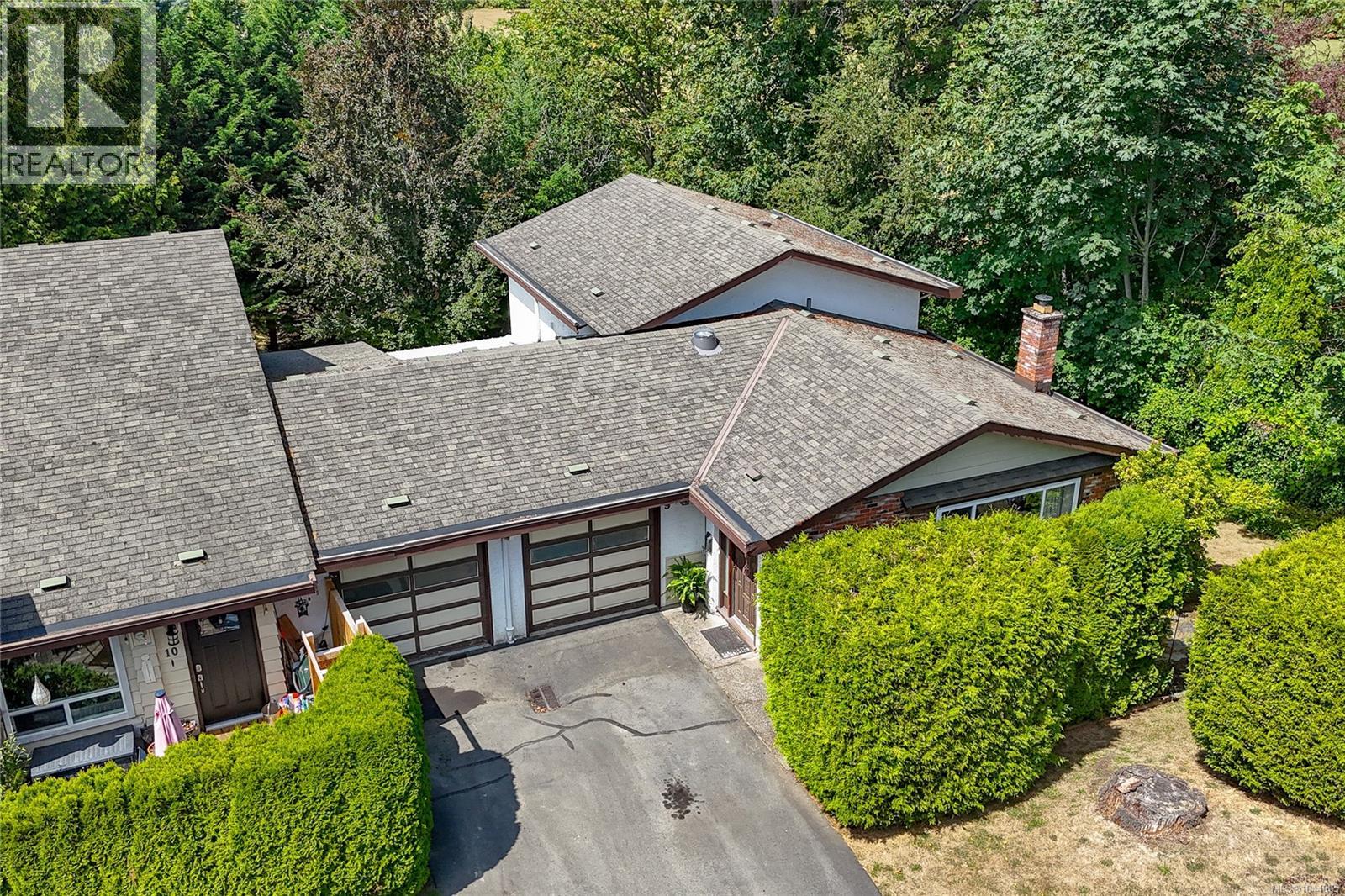 #9 6172 Alington Rd - 1
