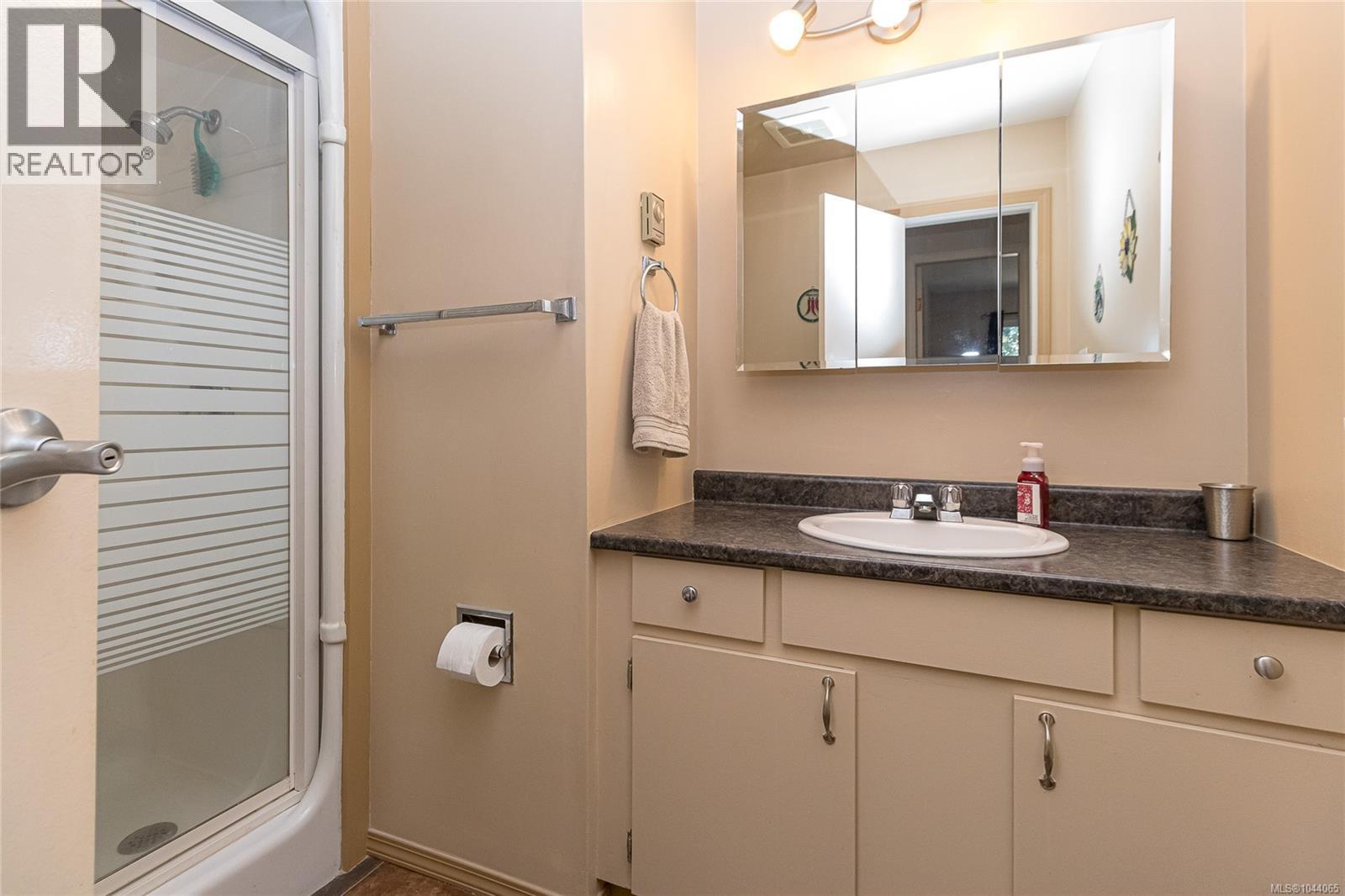 #9 6172 Alington Rd - Image 17
