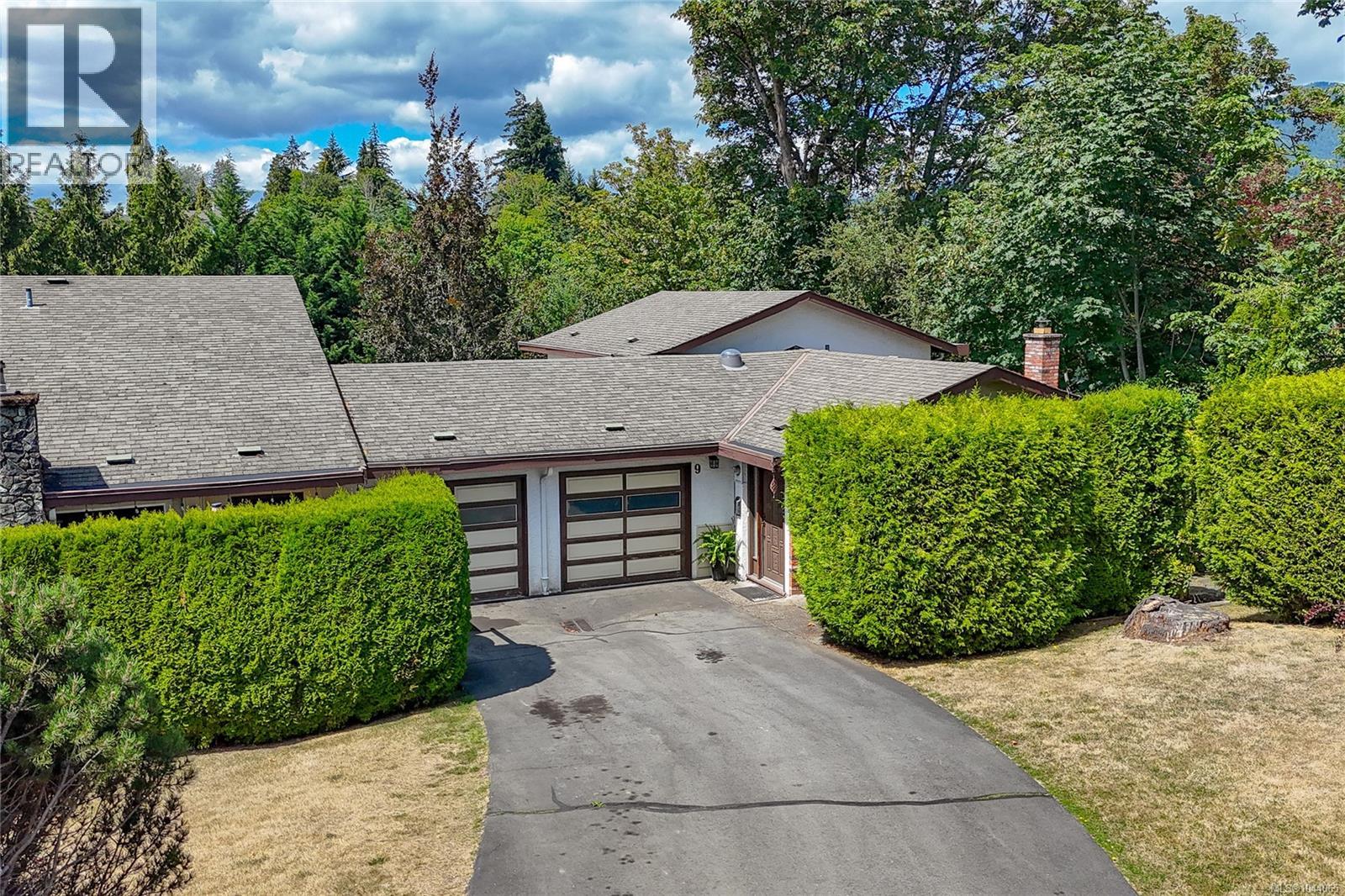 #9 6172 Alington Rd - 2