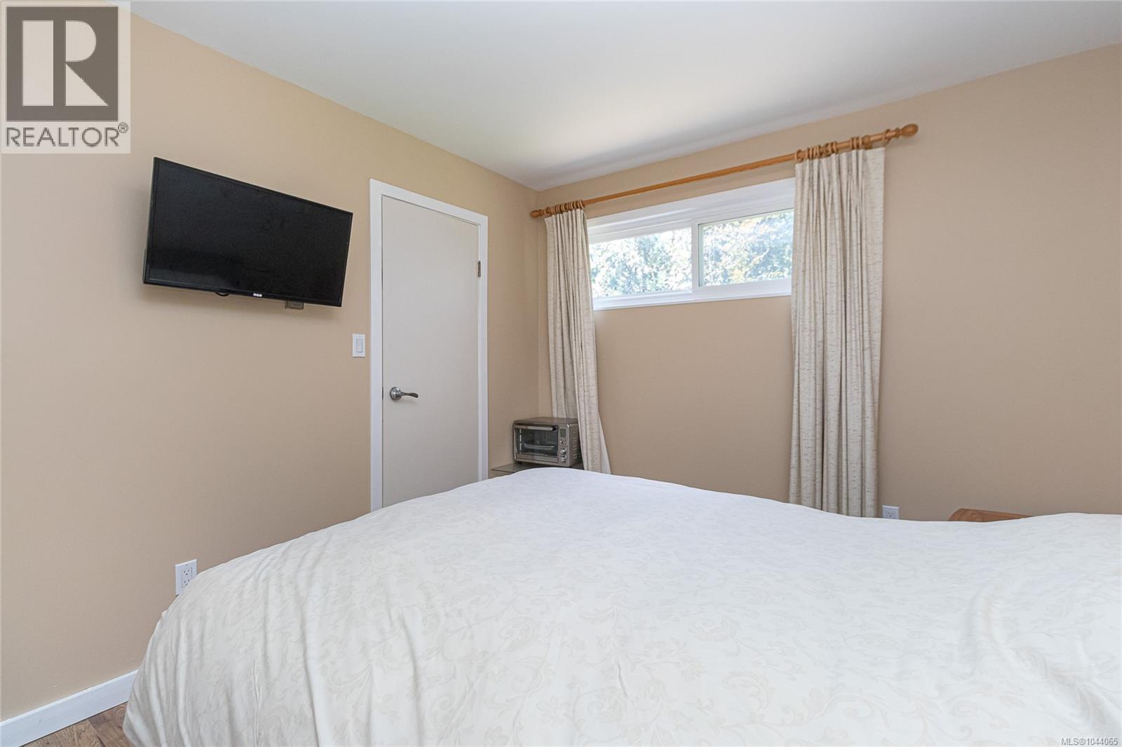 #9 6172 Alington Rd - Image 24