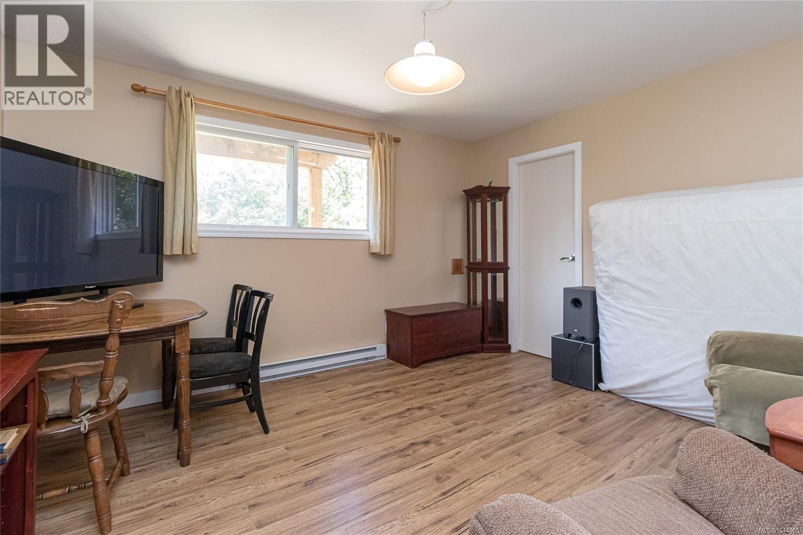 #9 6172 Alington Rd - Image 25