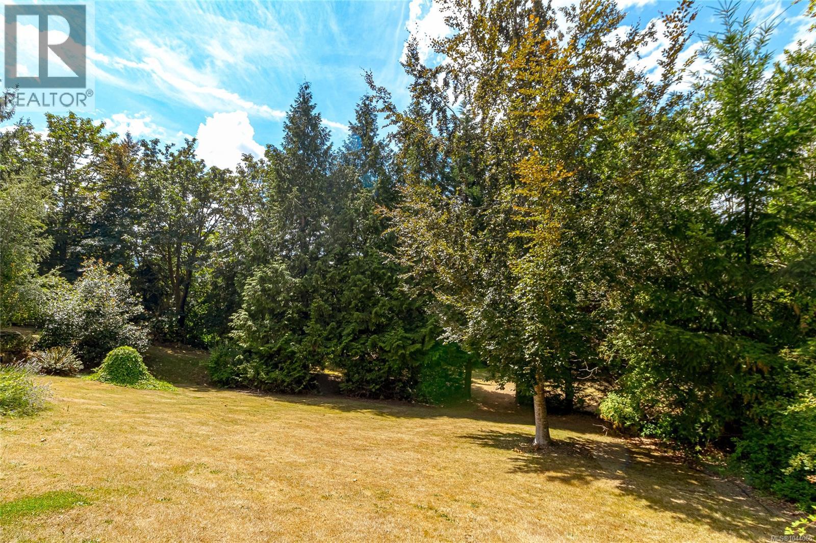 #9 6172 Alington Rd - 35