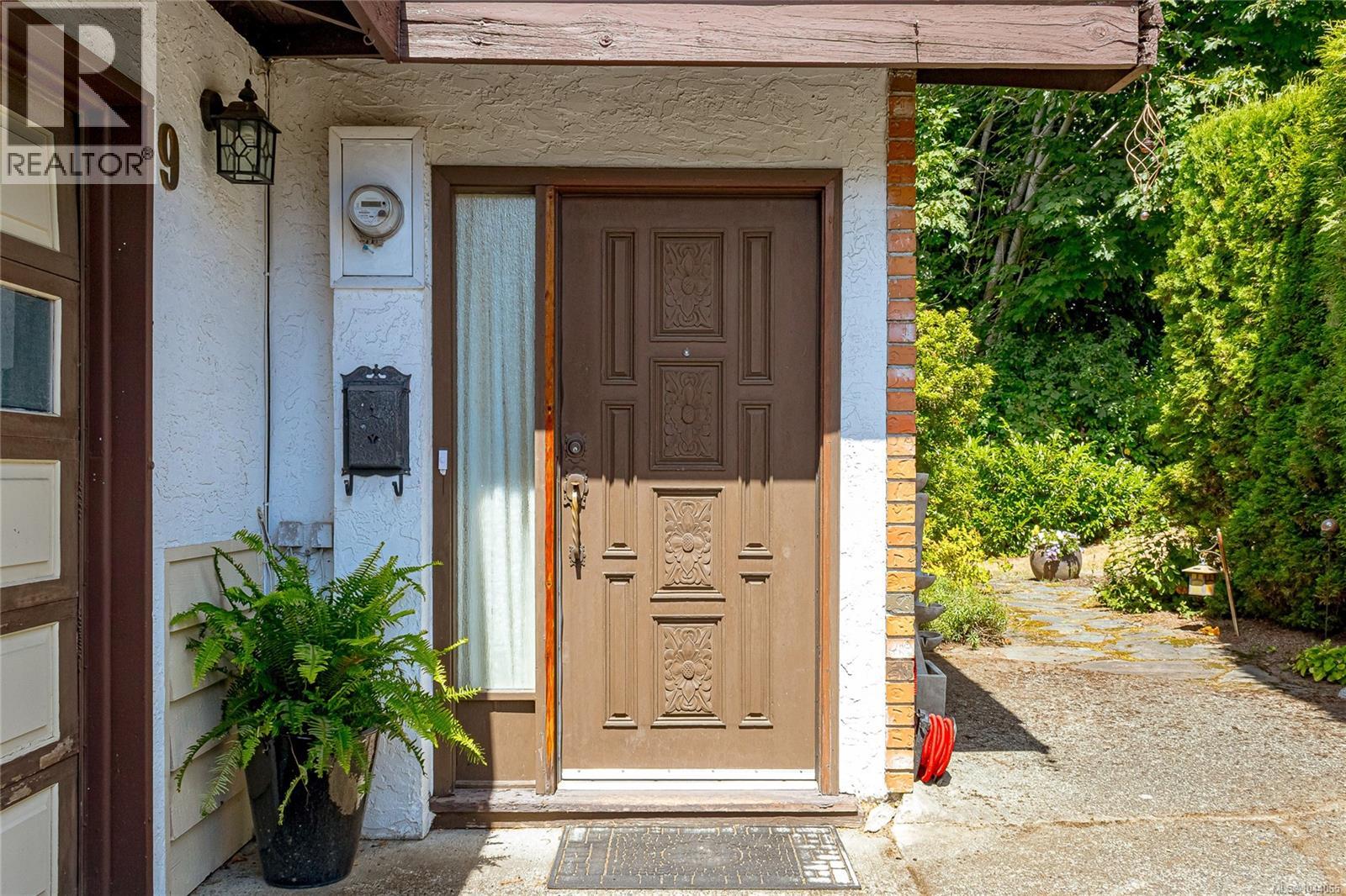 #9 6172 Alington Rd - Image 4