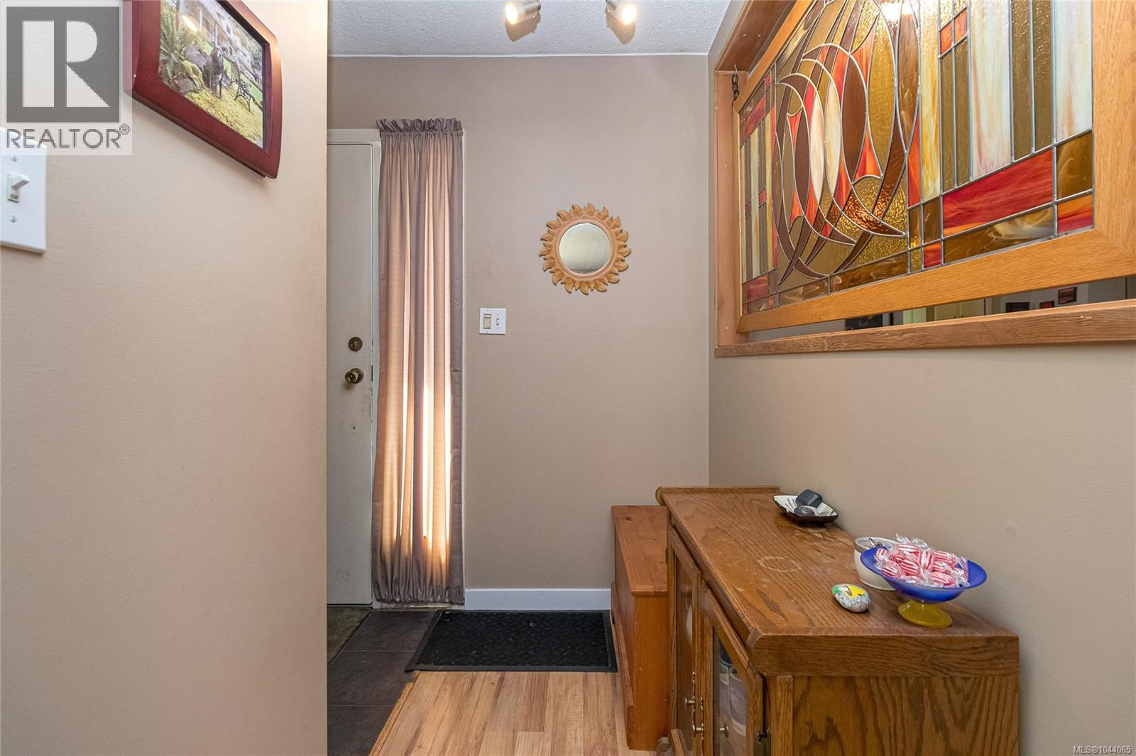 #9 6172 Alington Rd - 5