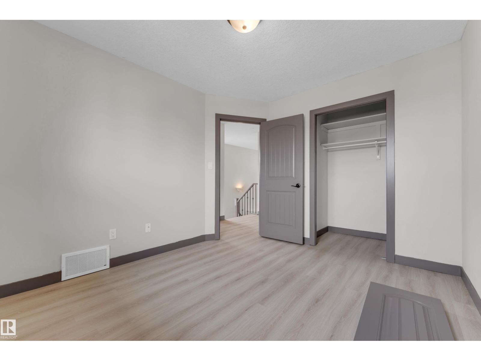 11817 37 ST NW - 20
