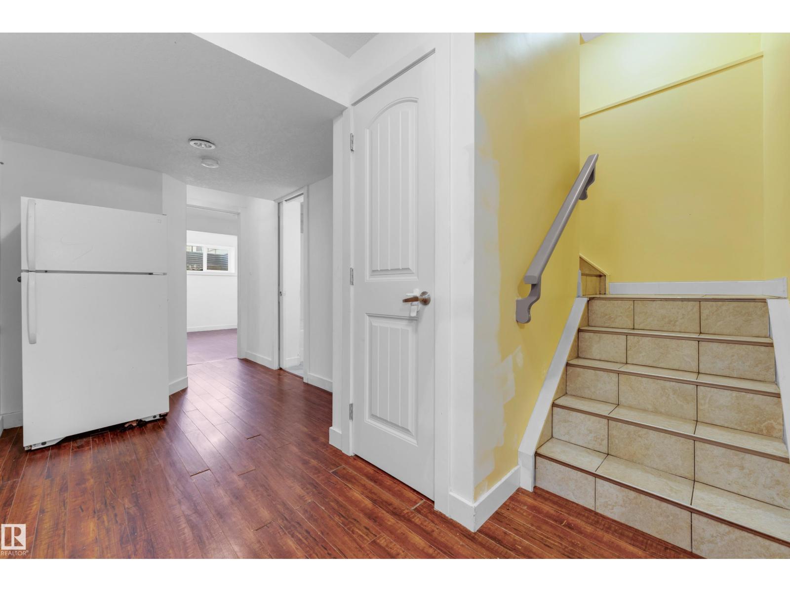 11817 37 ST NW - 32