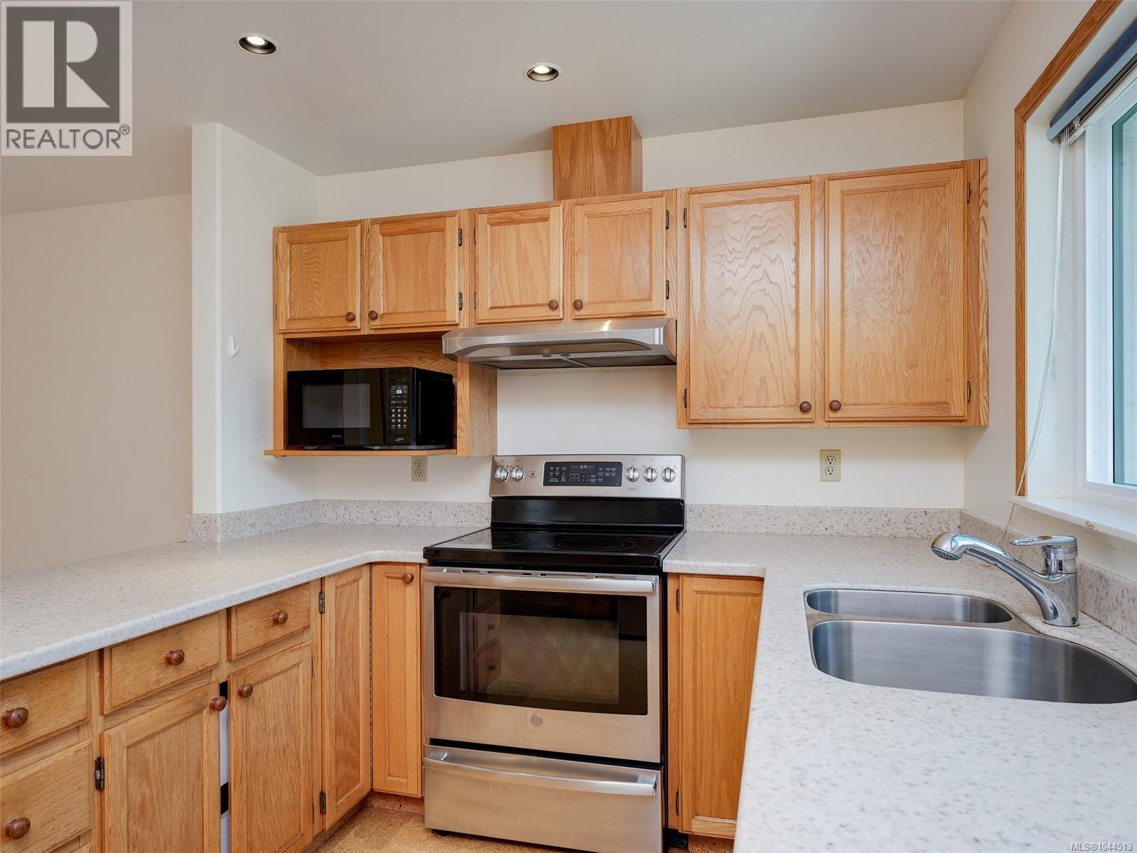 #5 930 Josephine Rd - 10