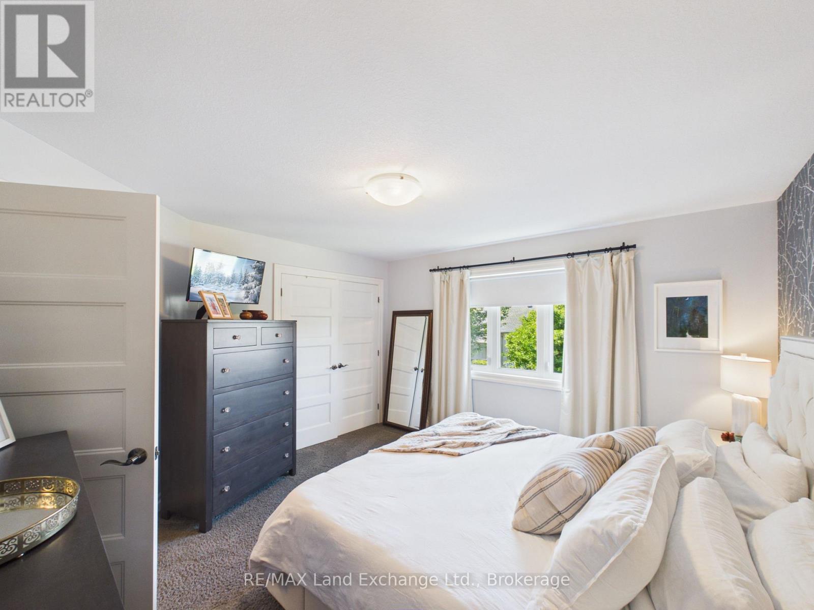 50 LAKEFIELD DRIVE - Image 14
