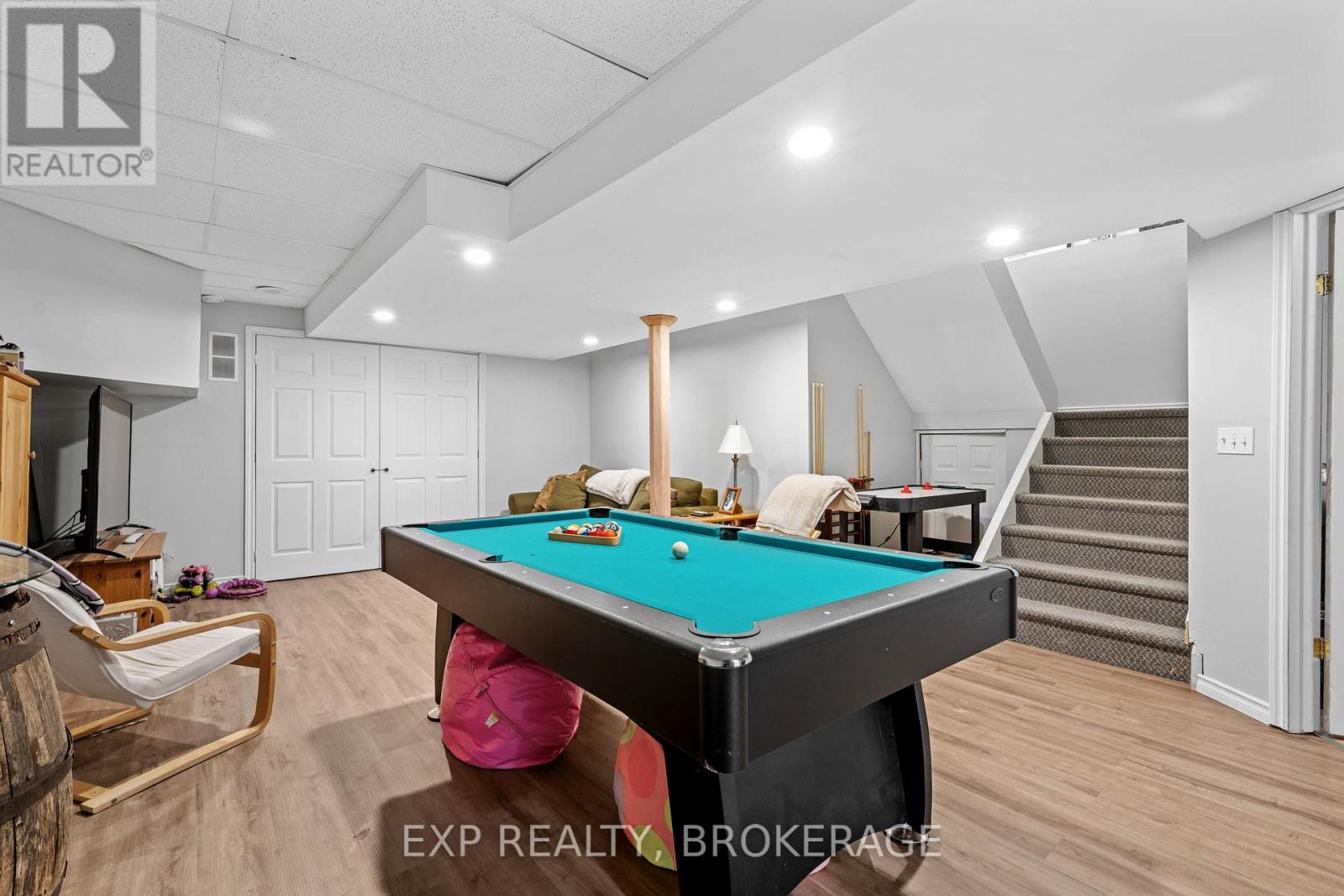 26 BOXEN HARBOUR LANE - 33