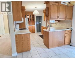 Eating area - 48 Ardleigh Drive, Chatham, ON N7L0B4 Photo 8