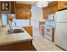 Kitchen - 48 Ardleigh Drive, Chatham, ON N7L0B4 Photo 9