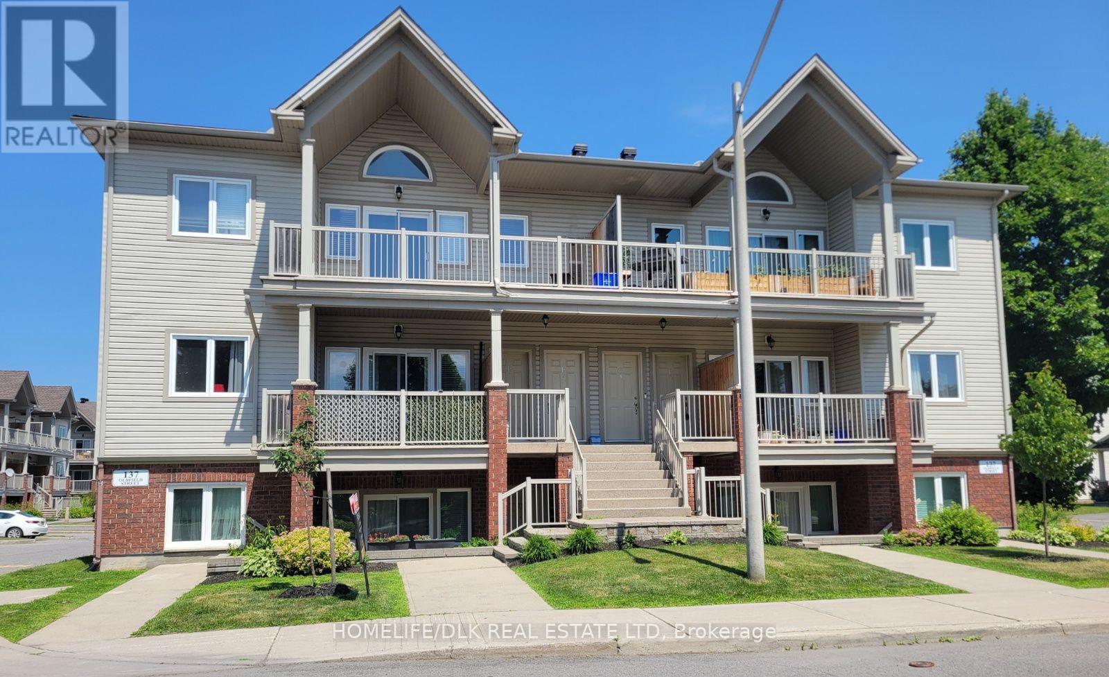 137 D OLDFIELD STREET - 1