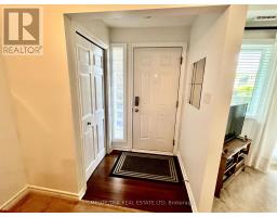 137 D OLDFIELD STREET — photo 4