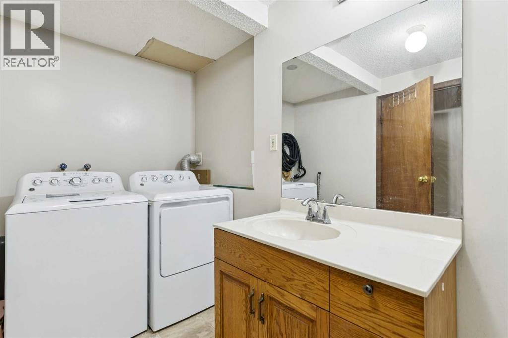 156 Falshire Close NE - Image 30