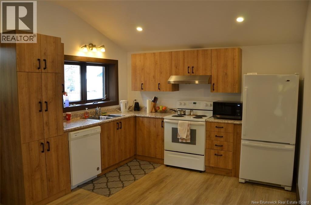 3075 Middle River Road - Image 26