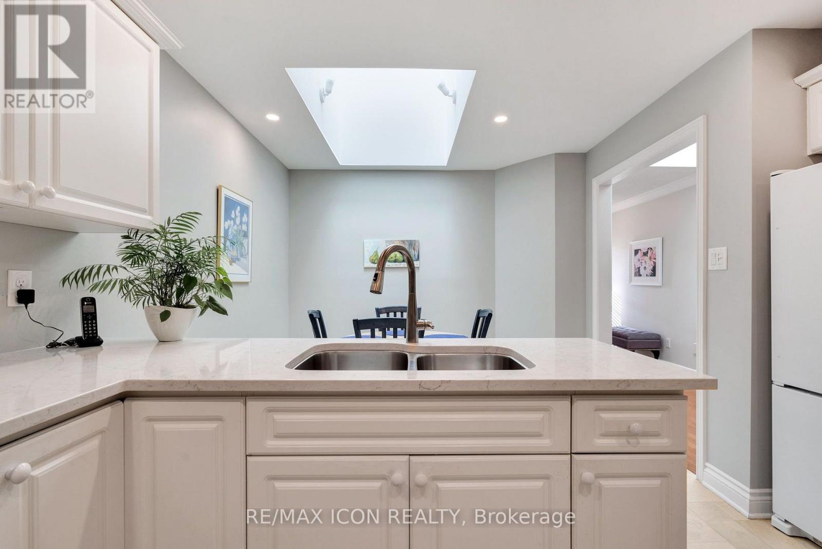 #17 1151 RIVERSIDE DRIVE - Image 17