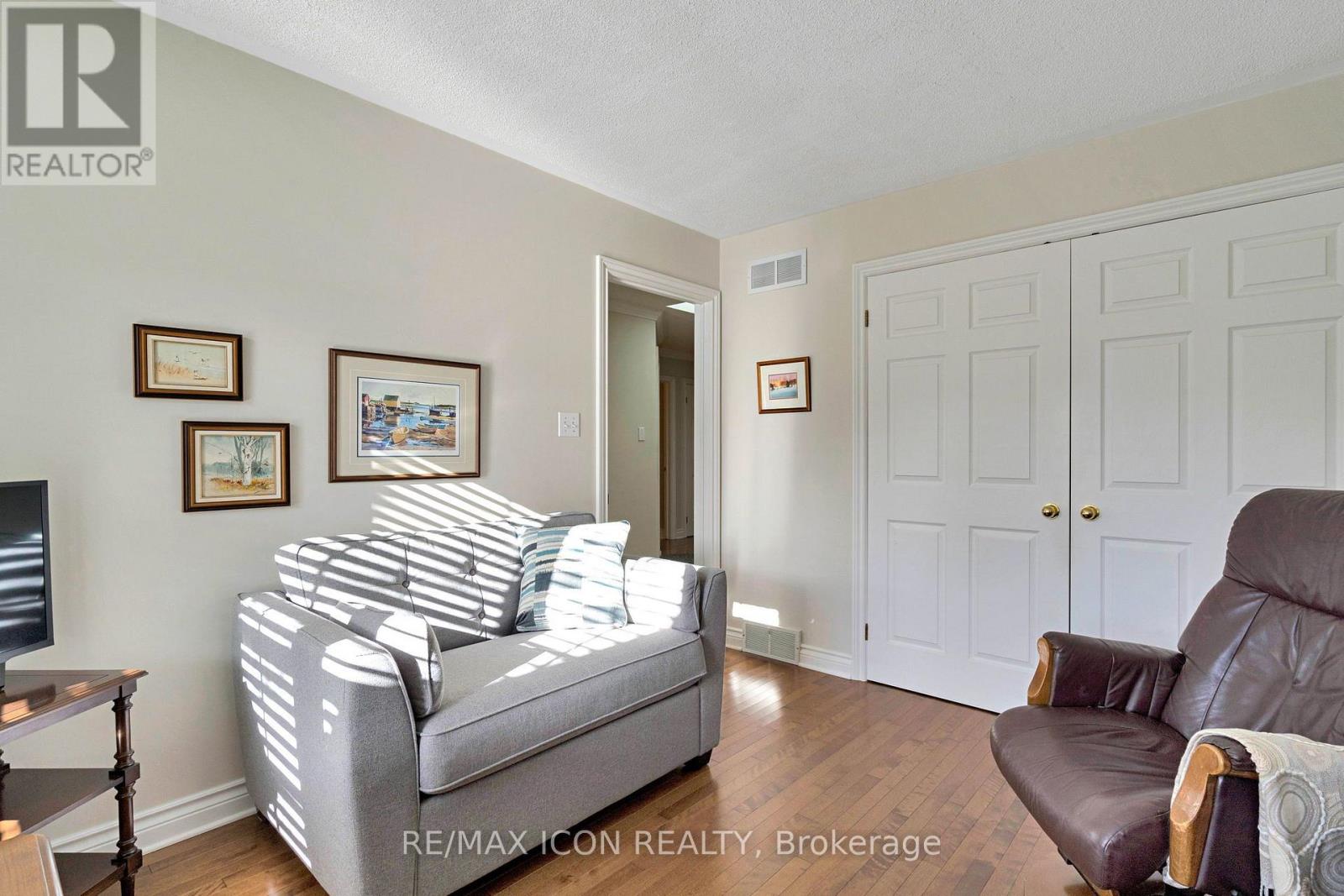 #17 1151 RIVERSIDE DRIVE - Image 23