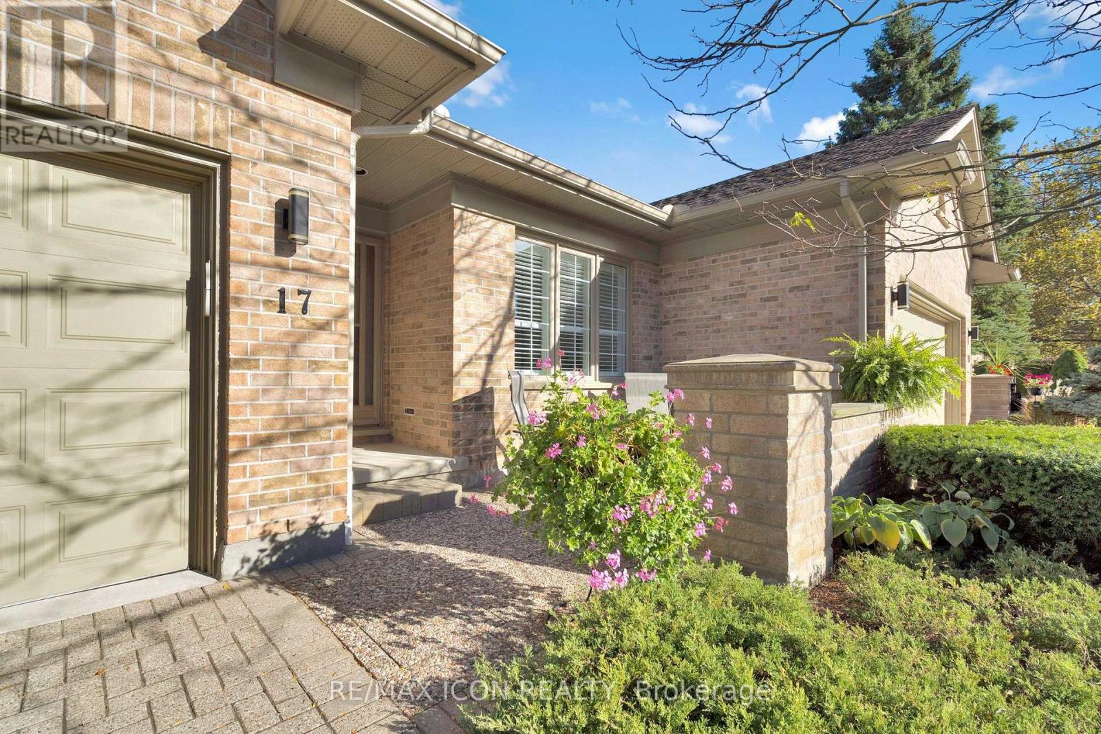 #17 1151 RIVERSIDE DRIVE - 4