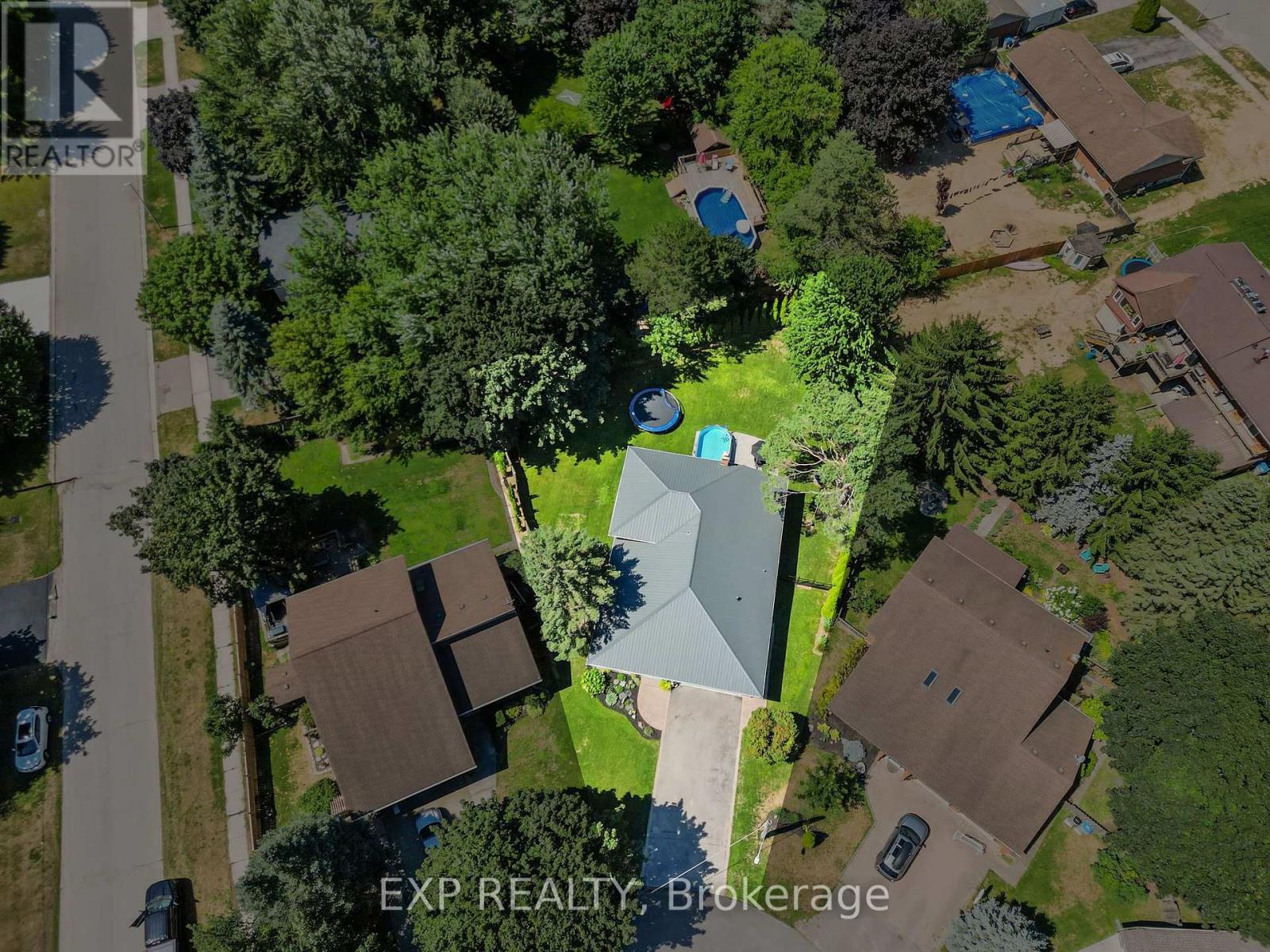 632 HOOVER PLACE - 2