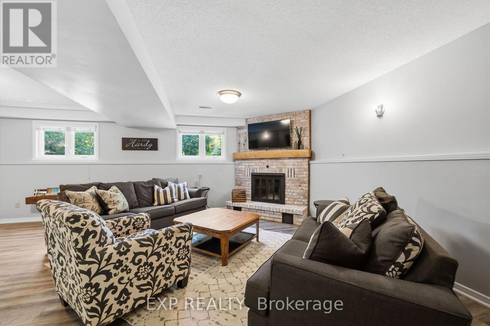 632 HOOVER PLACE - Image 20