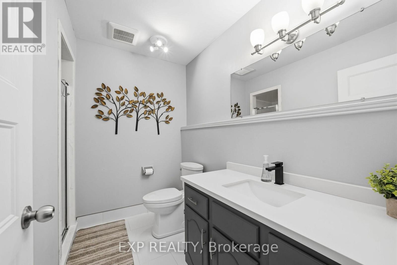 632 HOOVER PLACE - Image 24