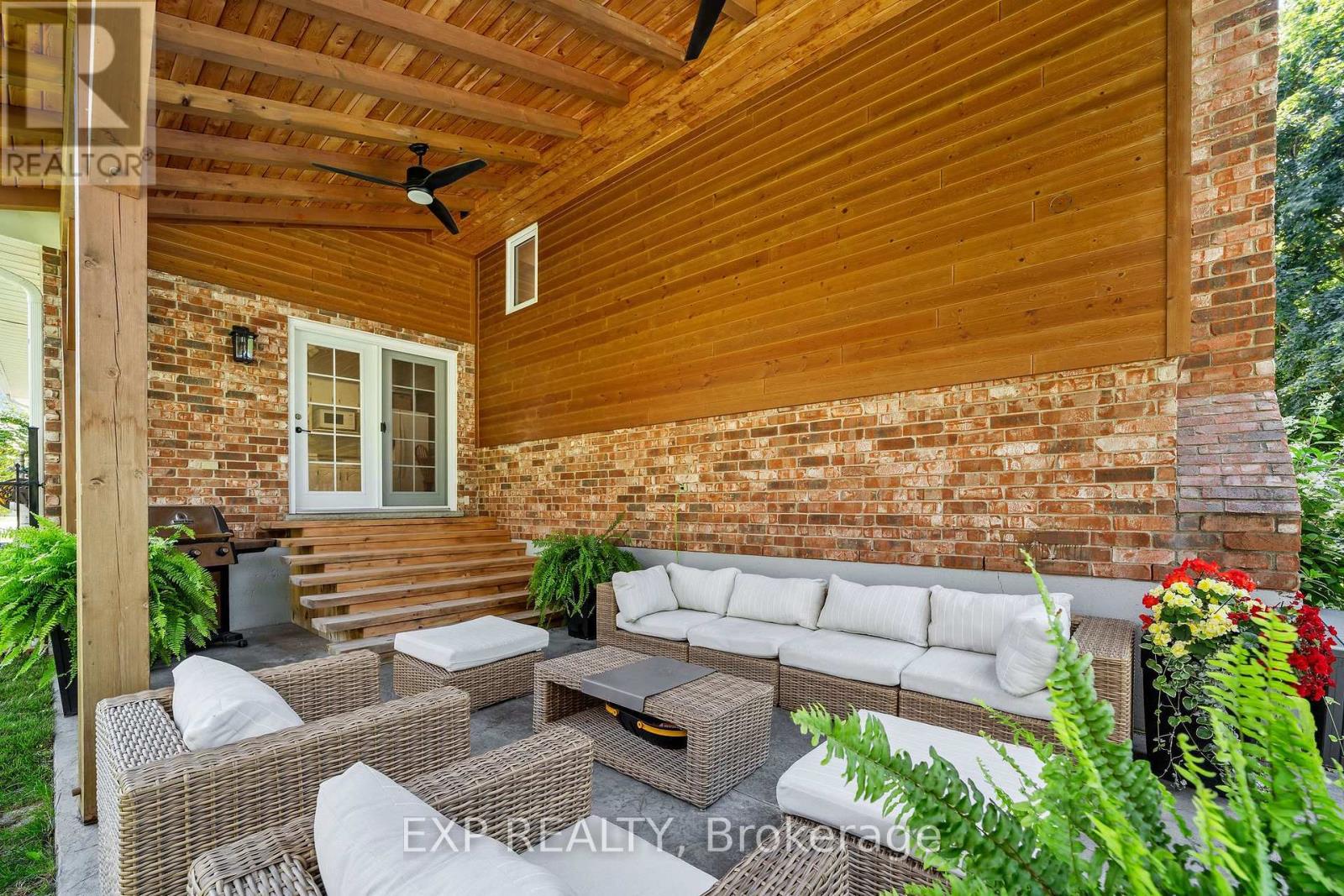632 HOOVER PLACE - Image 25