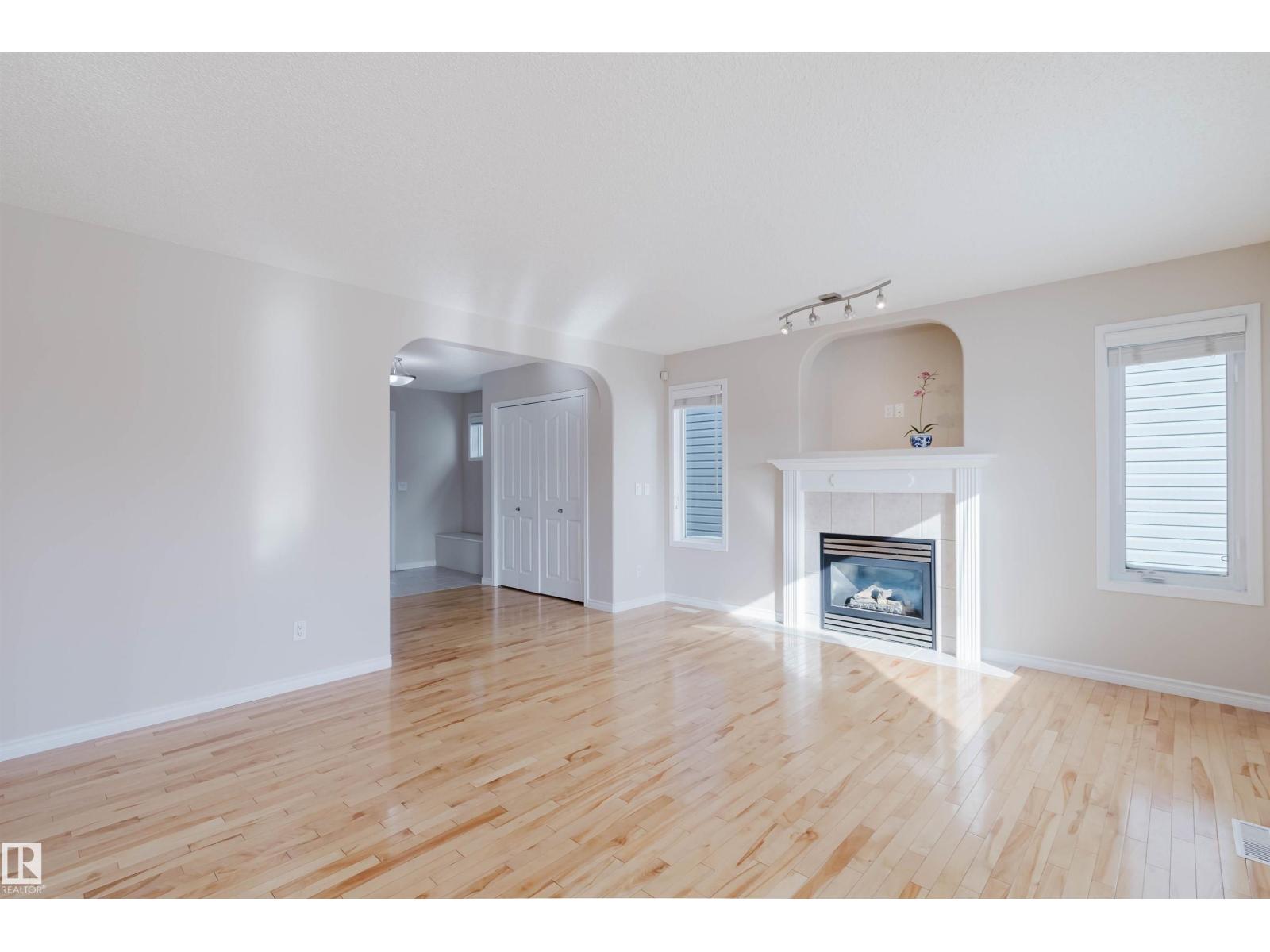 1135 112 ST SW - 12