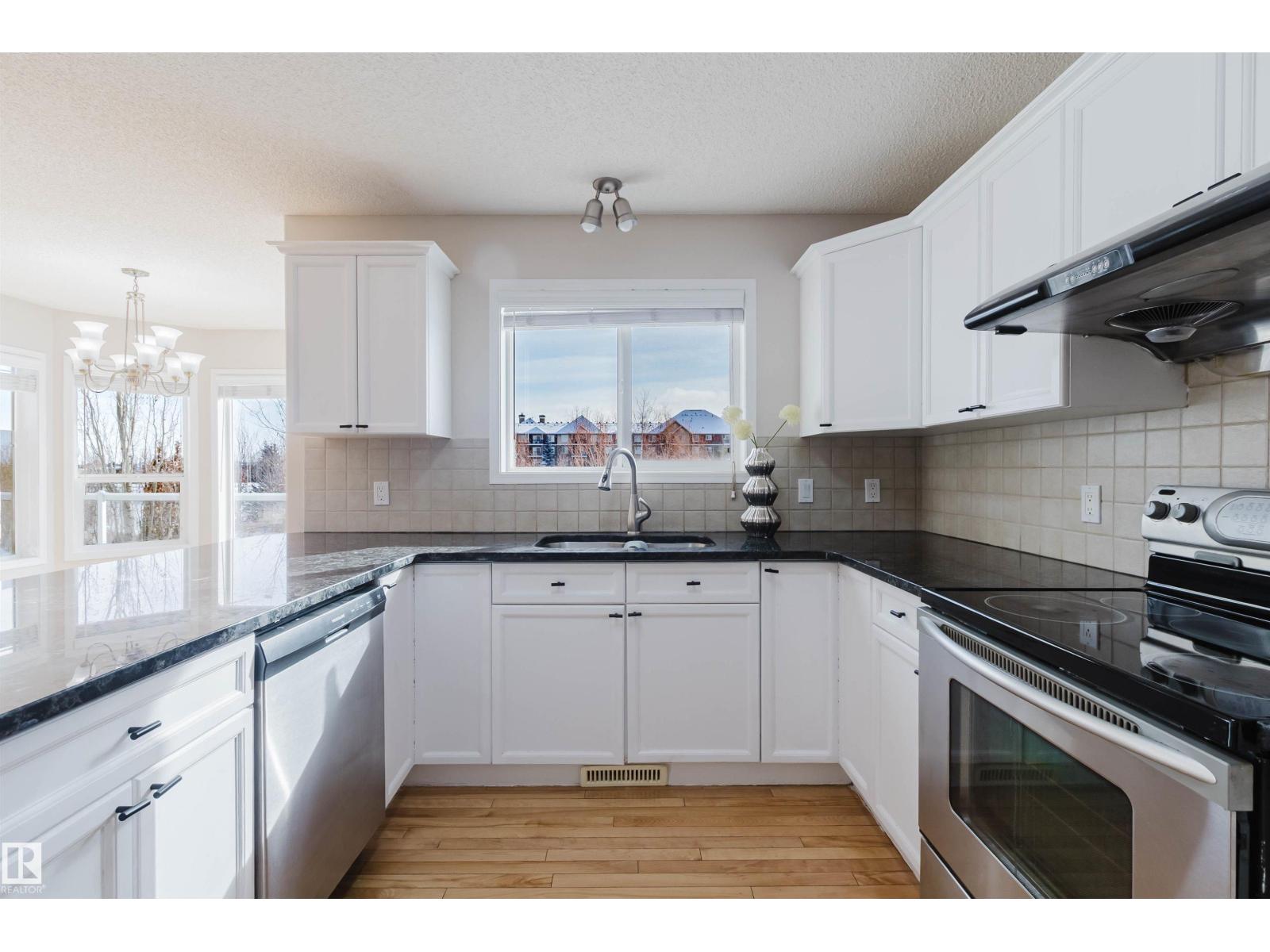 1135 112 ST SW - 22
