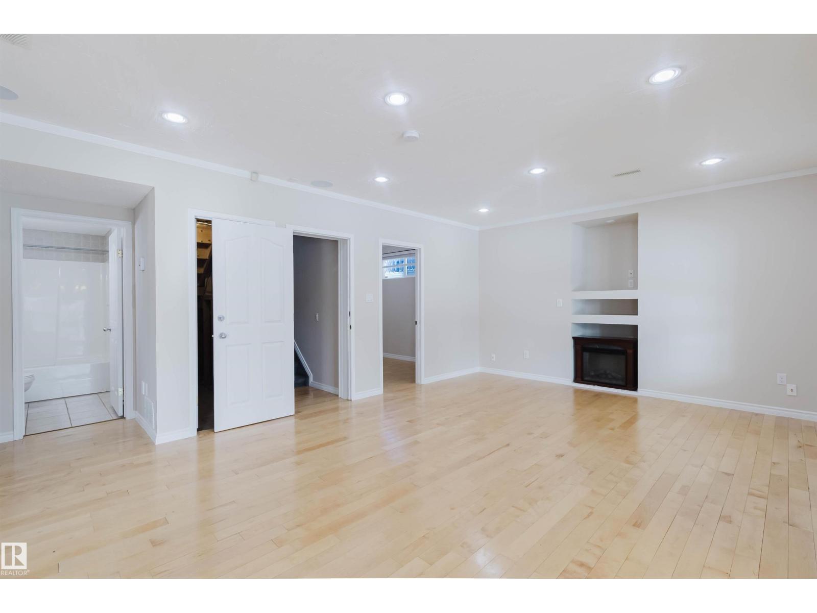 1135 112 ST SW - Image 44