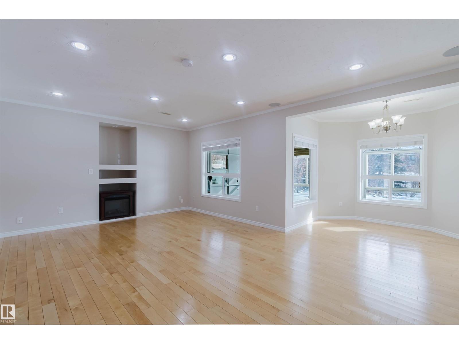 1135 112 ST SW - 46