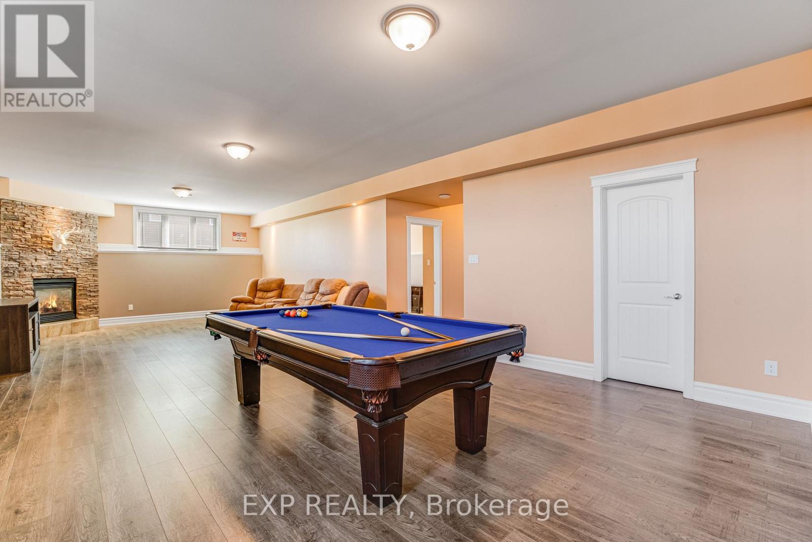 47 BEAVER LANE - Image 26