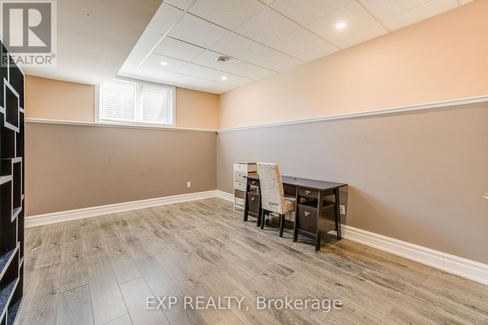47 BEAVER LANE - Image 27