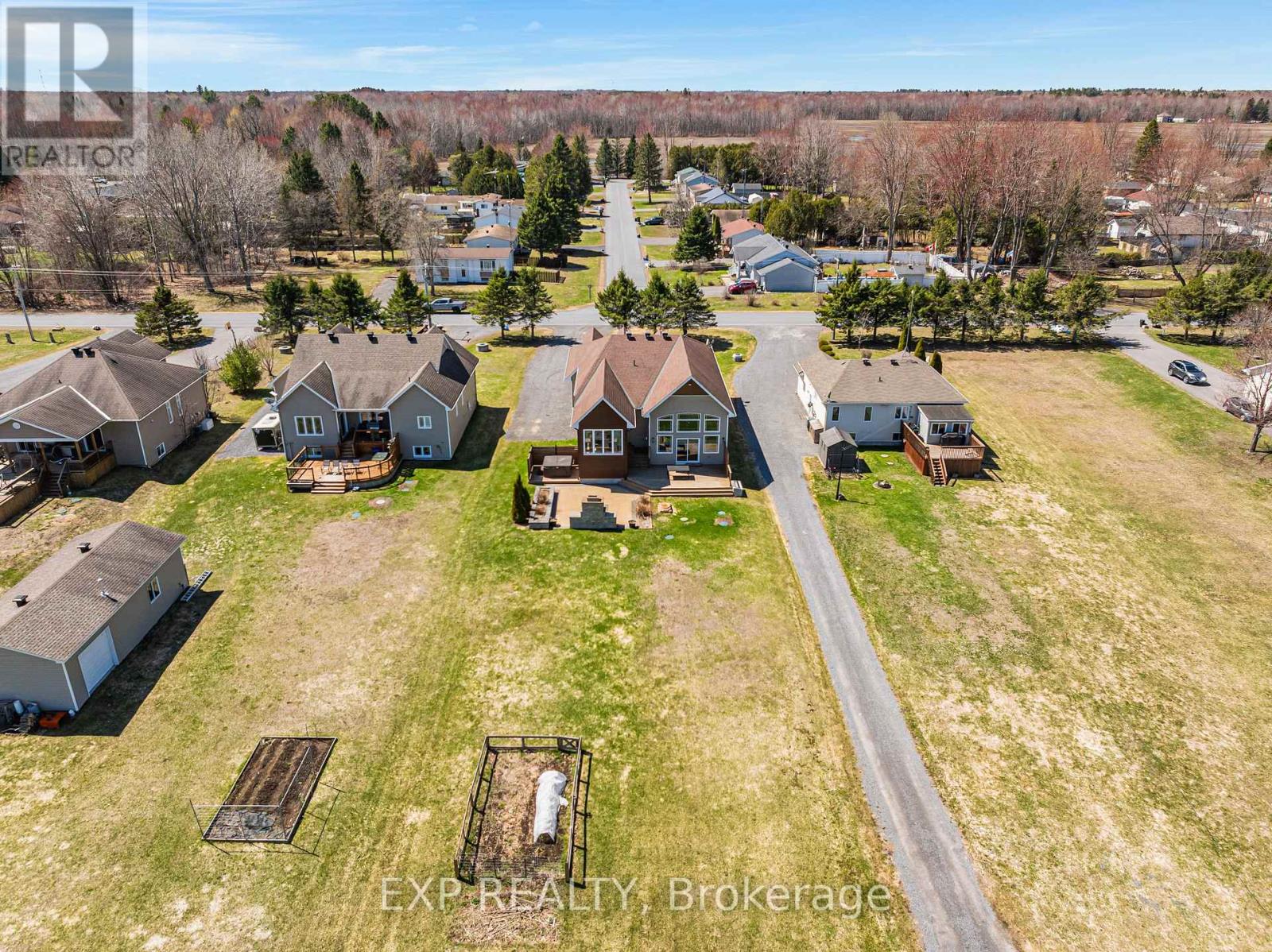 47 BEAVER LANE - Image 34