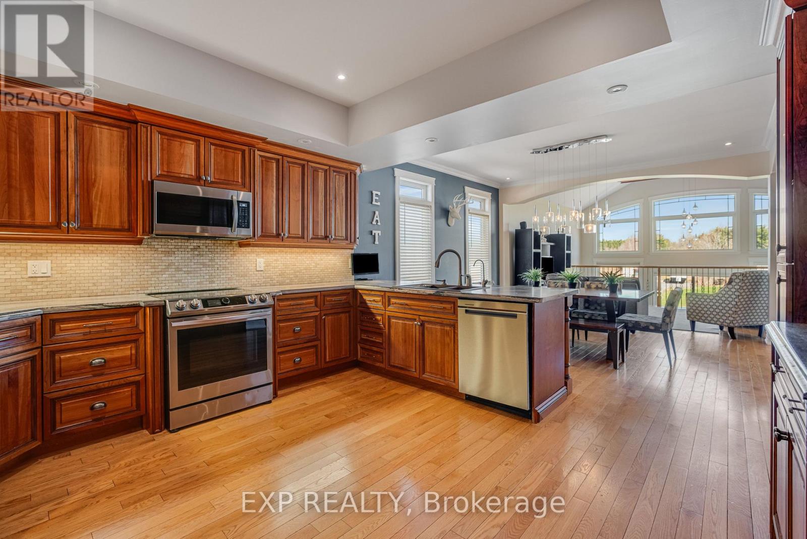 47 BEAVER LANE - Image 7